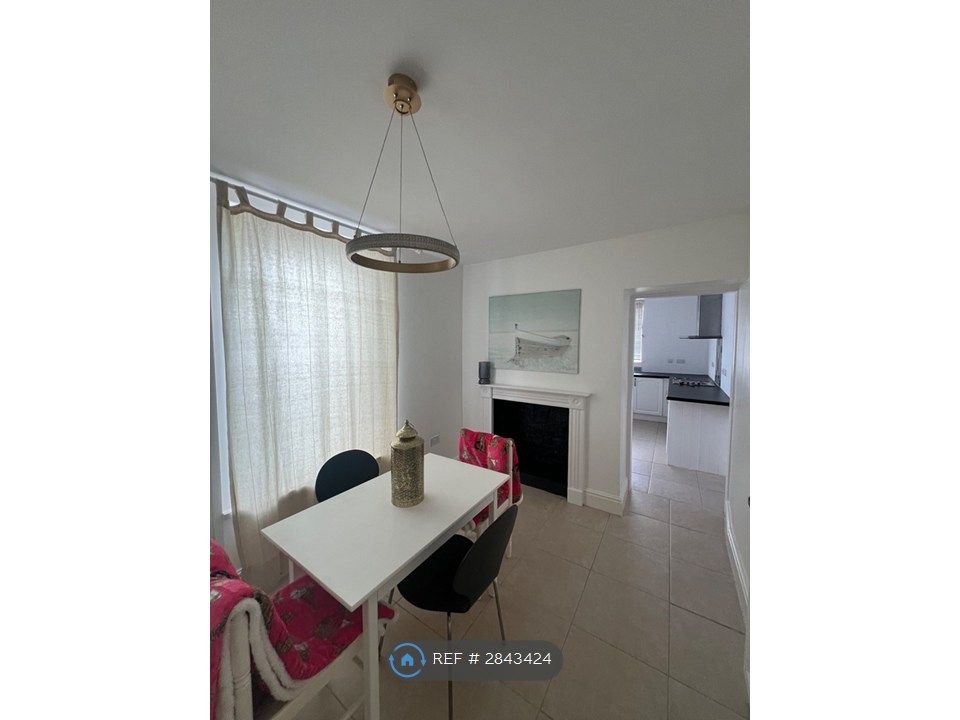 Property photo 1 of 34