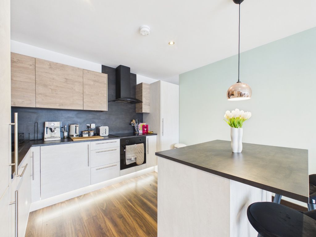 Property photo 3 of 12 4141217