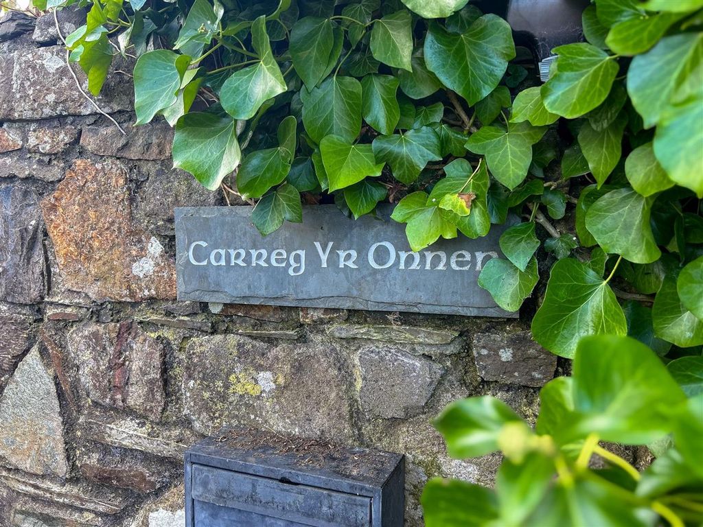 Property photo 2 of 16 Img_8601_Jpg-2.Jpg