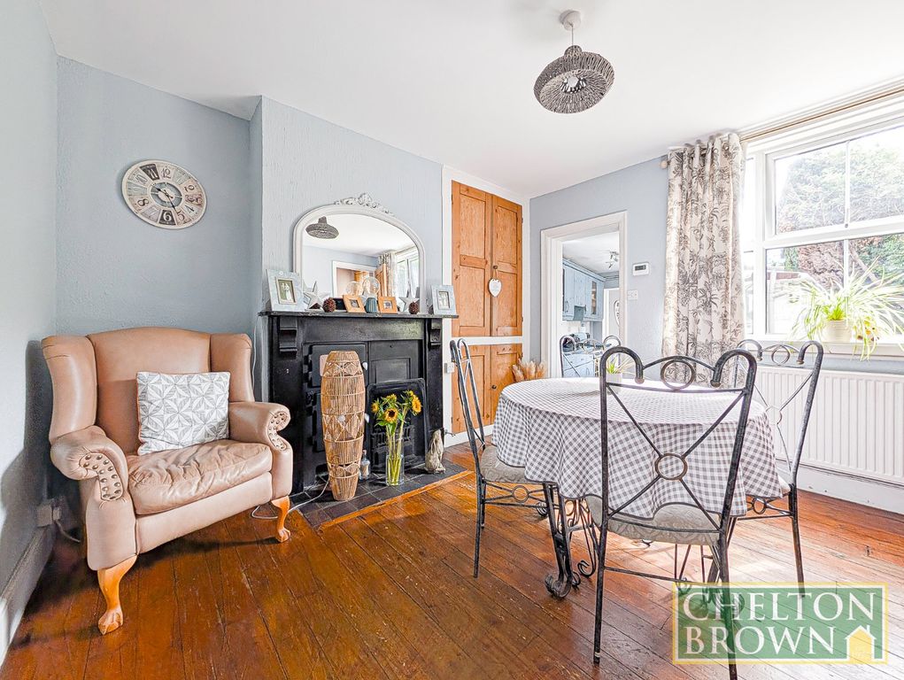 Property photo 3 of 59 Dining Room