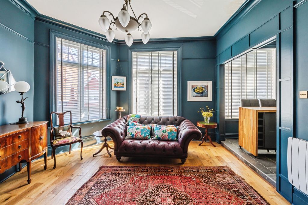 Property photo 2 of 14