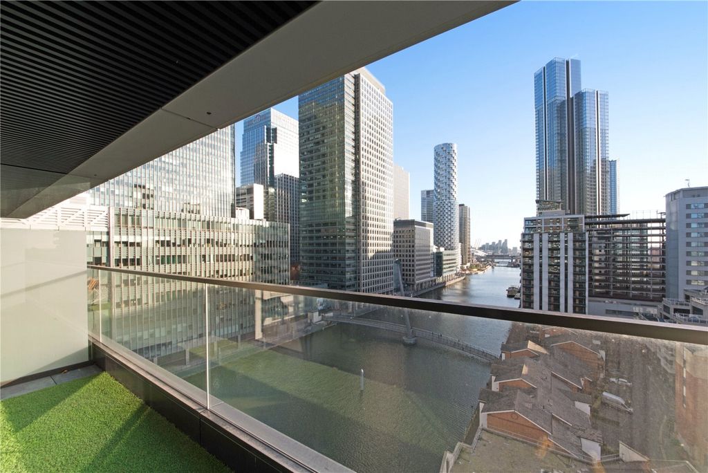 Property photo 3 of 12 Picture No. 14