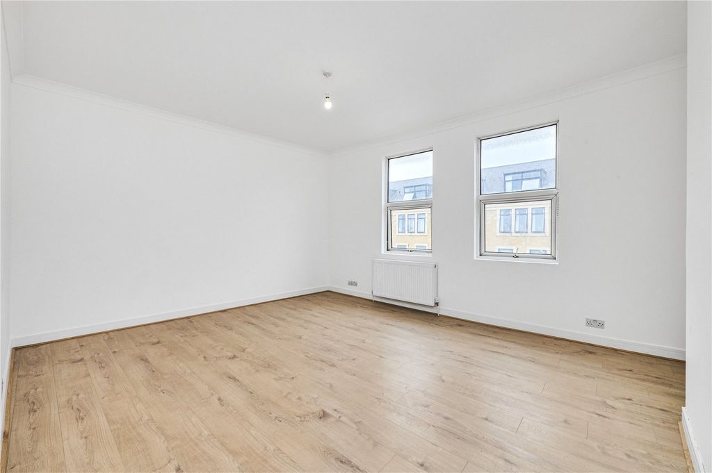 Property photo 1 of 8 Picture No. 08