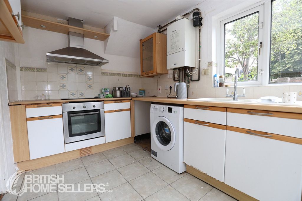 Property photo 2 of 18 Picture No. 07