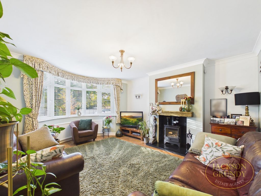 Property photo 3 of 21 Westone Avenue