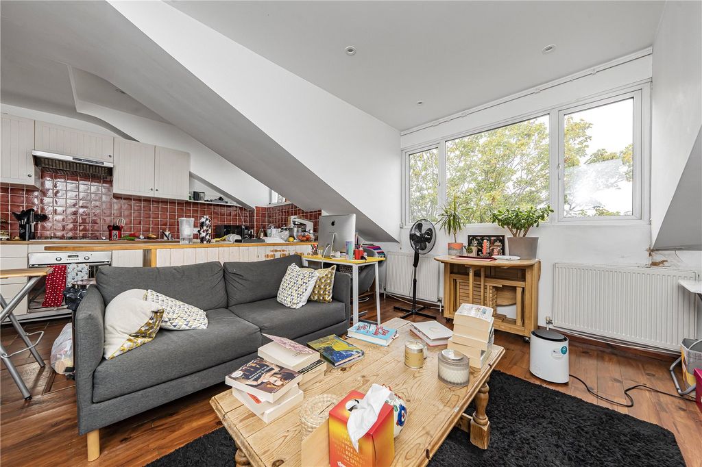 Property photo 3 of 7 Picture No. 04