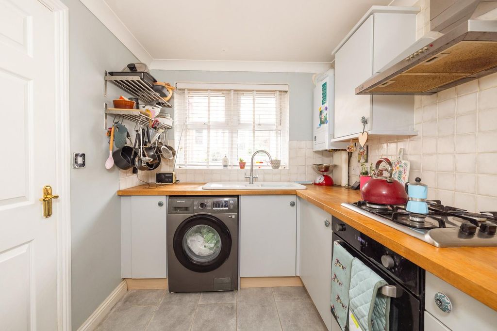 Property photo 3 of 30 Char0081.Jpg