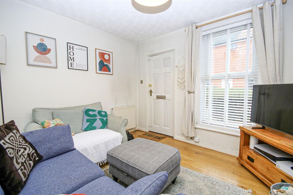 Property photo 2 of 12 7-Img_3319.Jpg