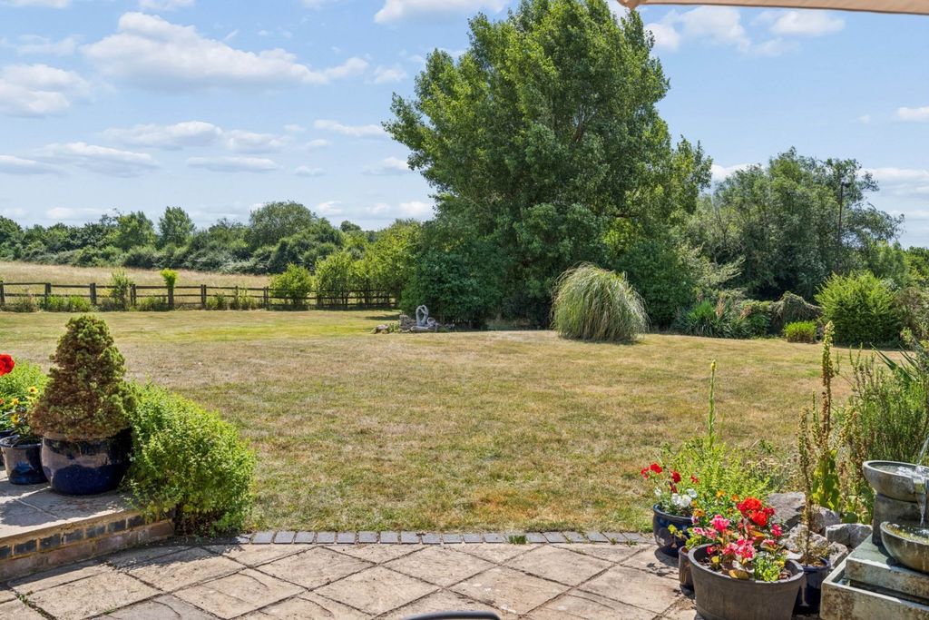 Property photo 3 of 38