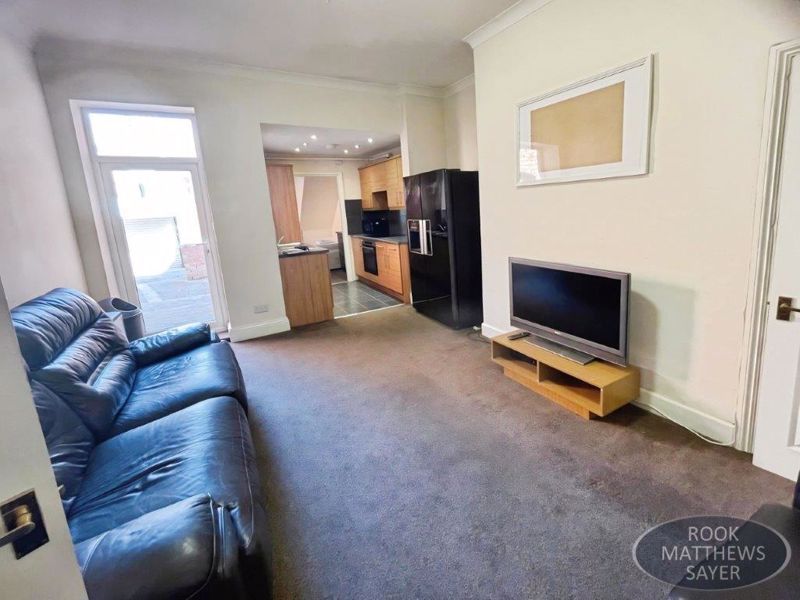 Property photo 3 of 8 Photo 14