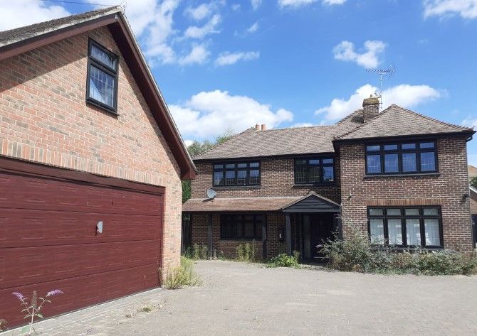 Property photo 1 of 12