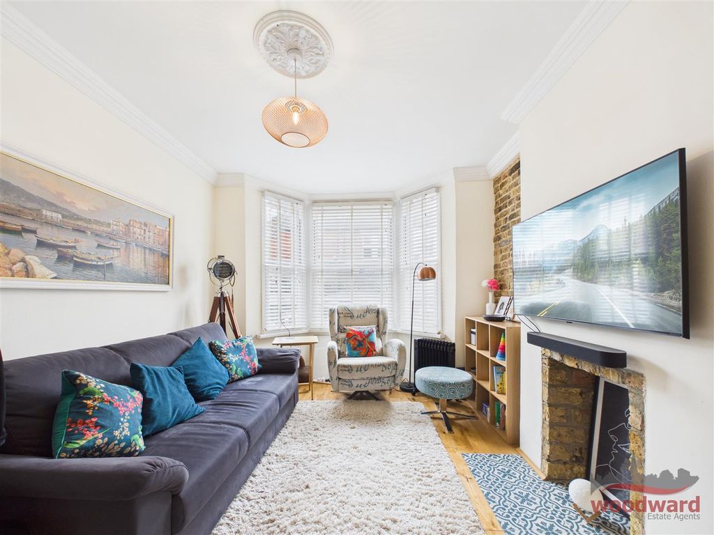 Property photo 2 of 17 Living Room