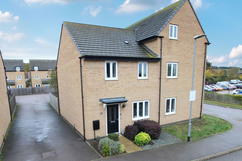 Property photo 1 of 20