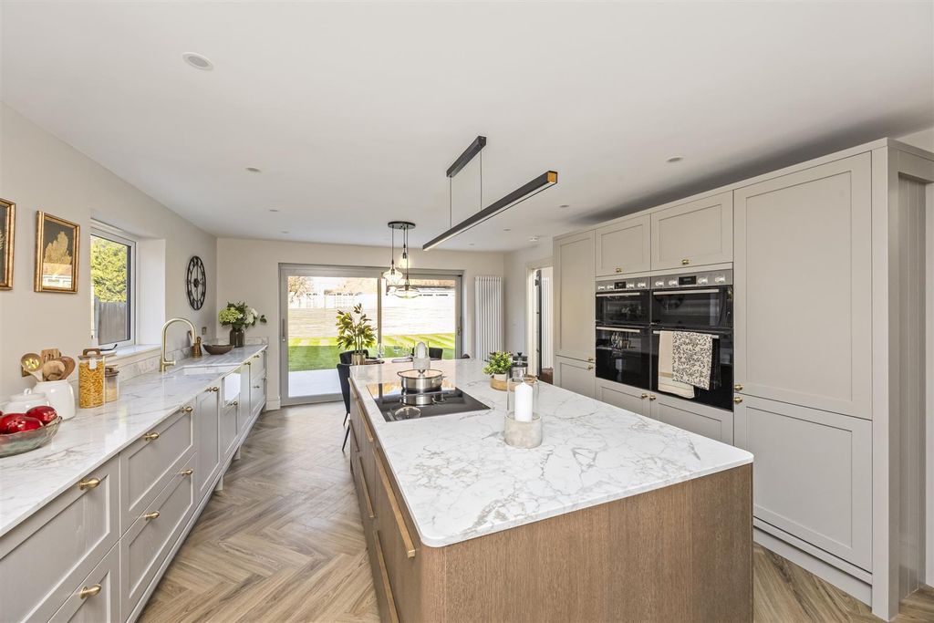 Property photo 3 of 34 Sark Gardens 14B-012-1.Jpg