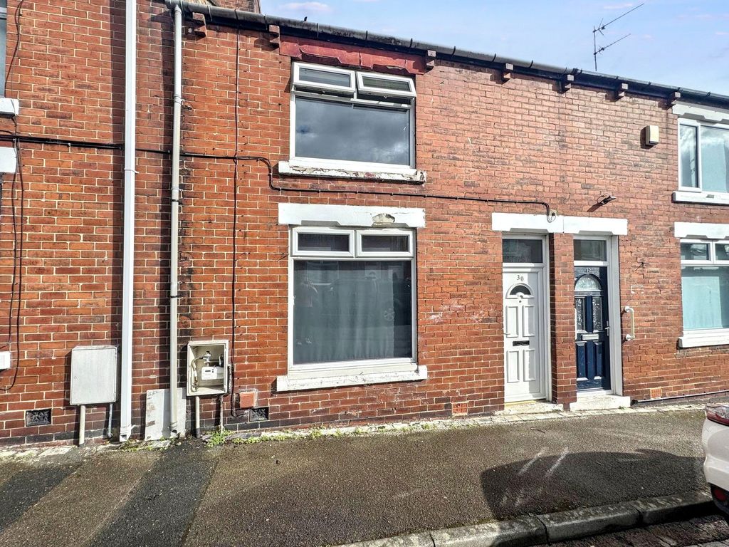 Property photo 1 of 11