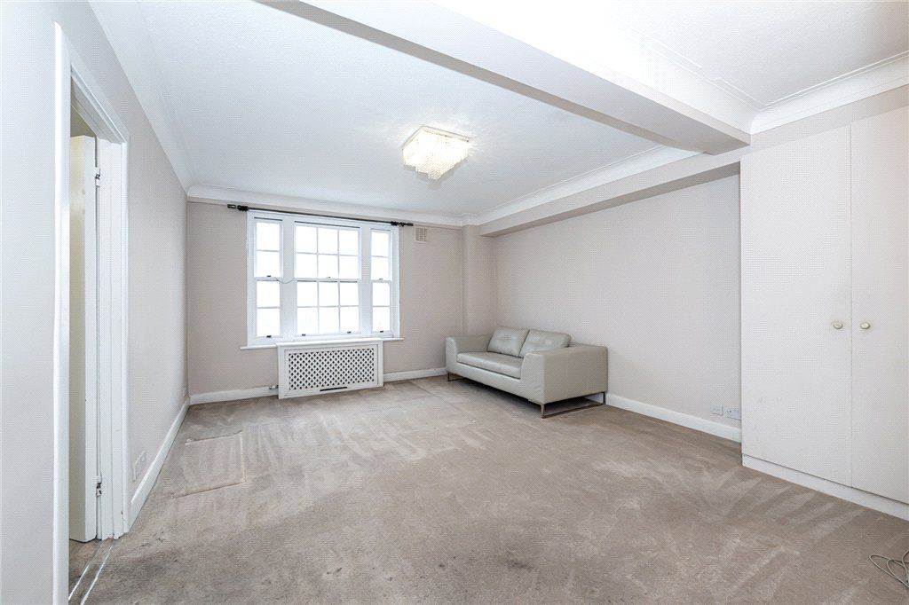 Property photo 2 of 16 Picture No. 12