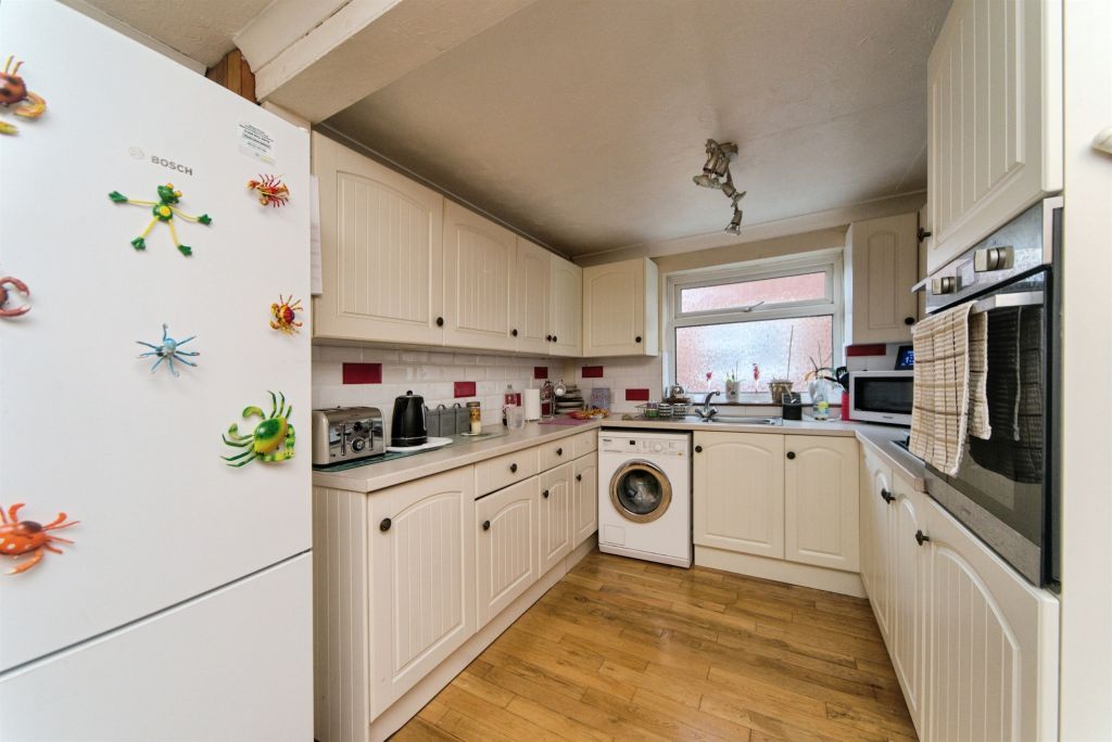 Property photo 3 of 20