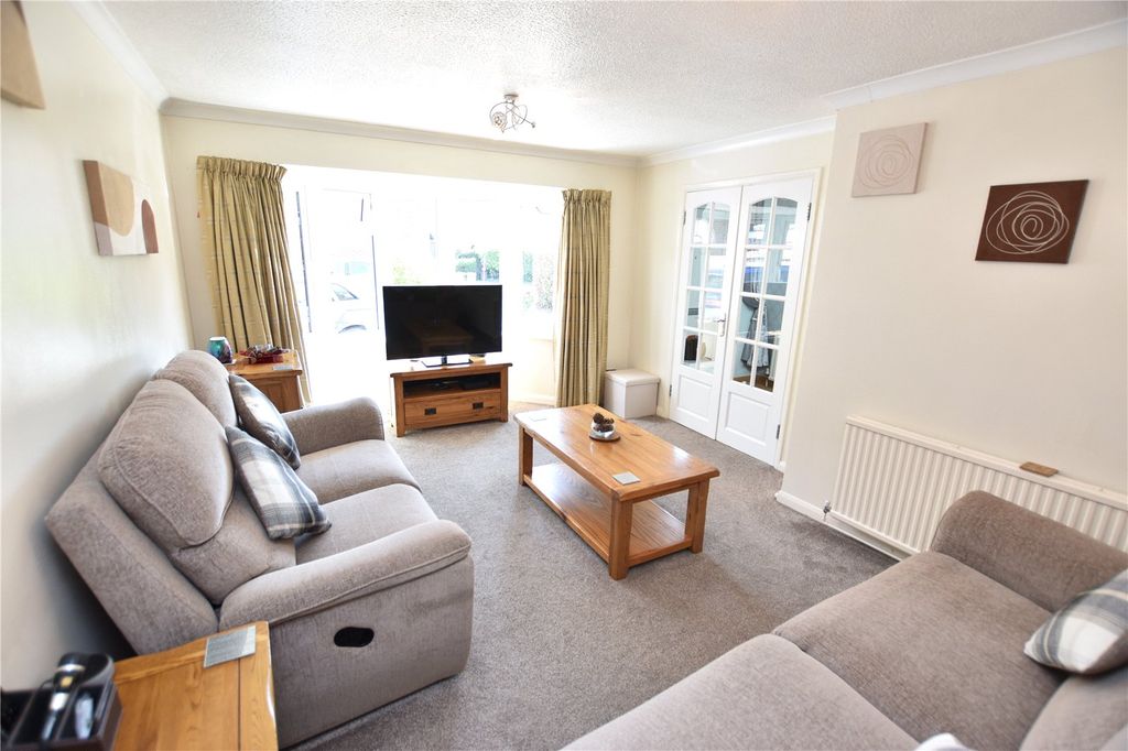 Property photo 3 of 18 Picture No. 07