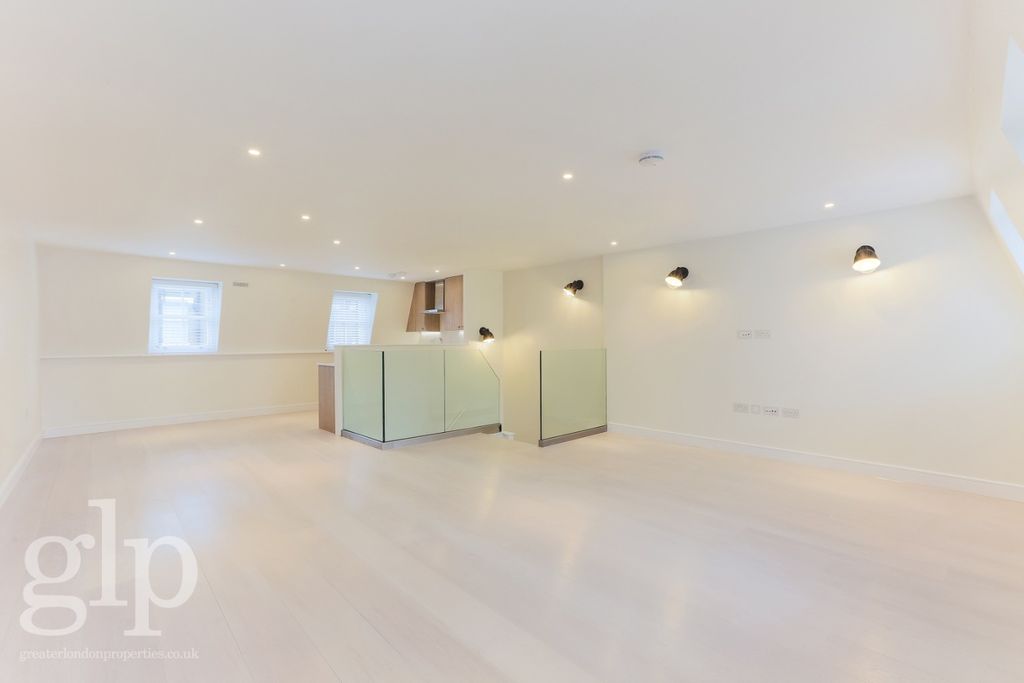 Property photo 3 of 15 2749904