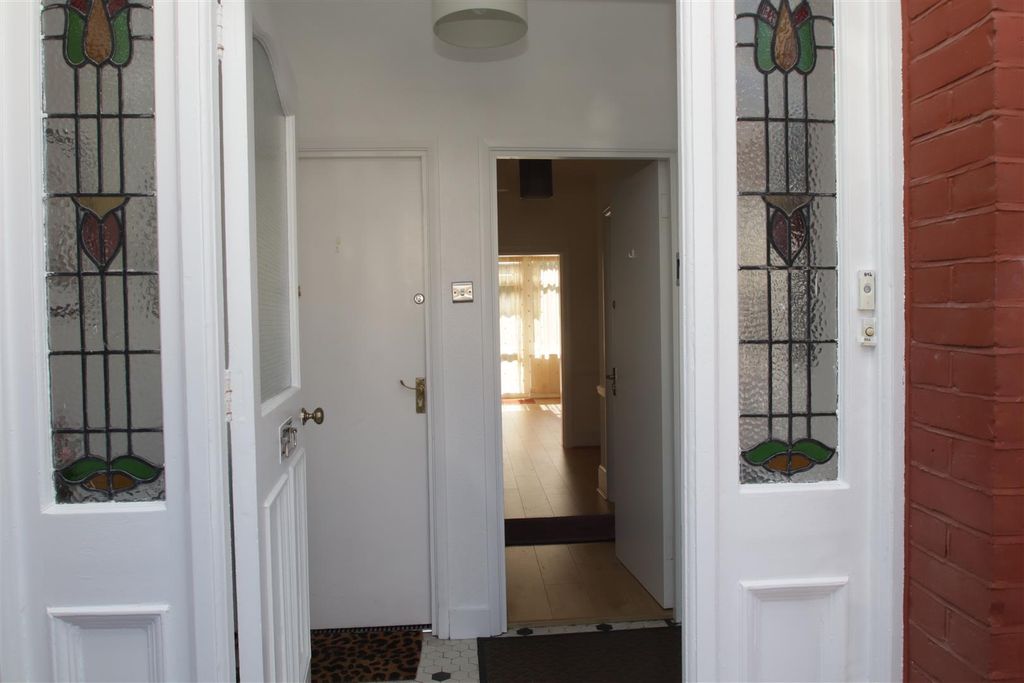 Property photo 3 of 15 Img_2310.Jpg