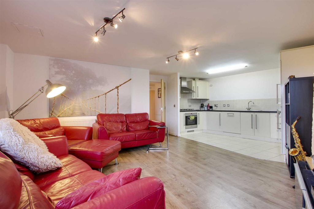 Property photo 2 of 17 Open Plan Lounge Dining Area