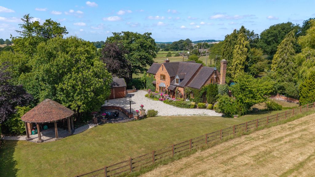 Property photo 1 of 33