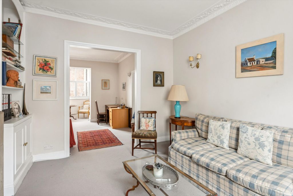 Property photo 3 of 11 Image