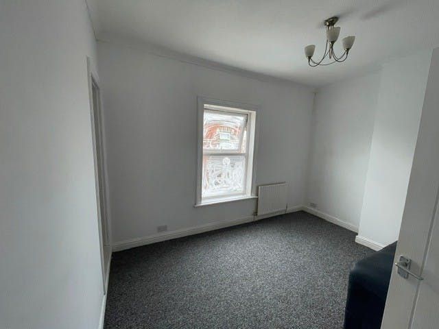 Property photo 3 of 8 1.Jpg