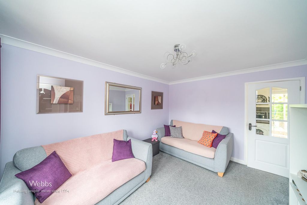 Property photo 3 of 31 Â© Webbs Estate Agents Â© (70 Of 98).Jpg