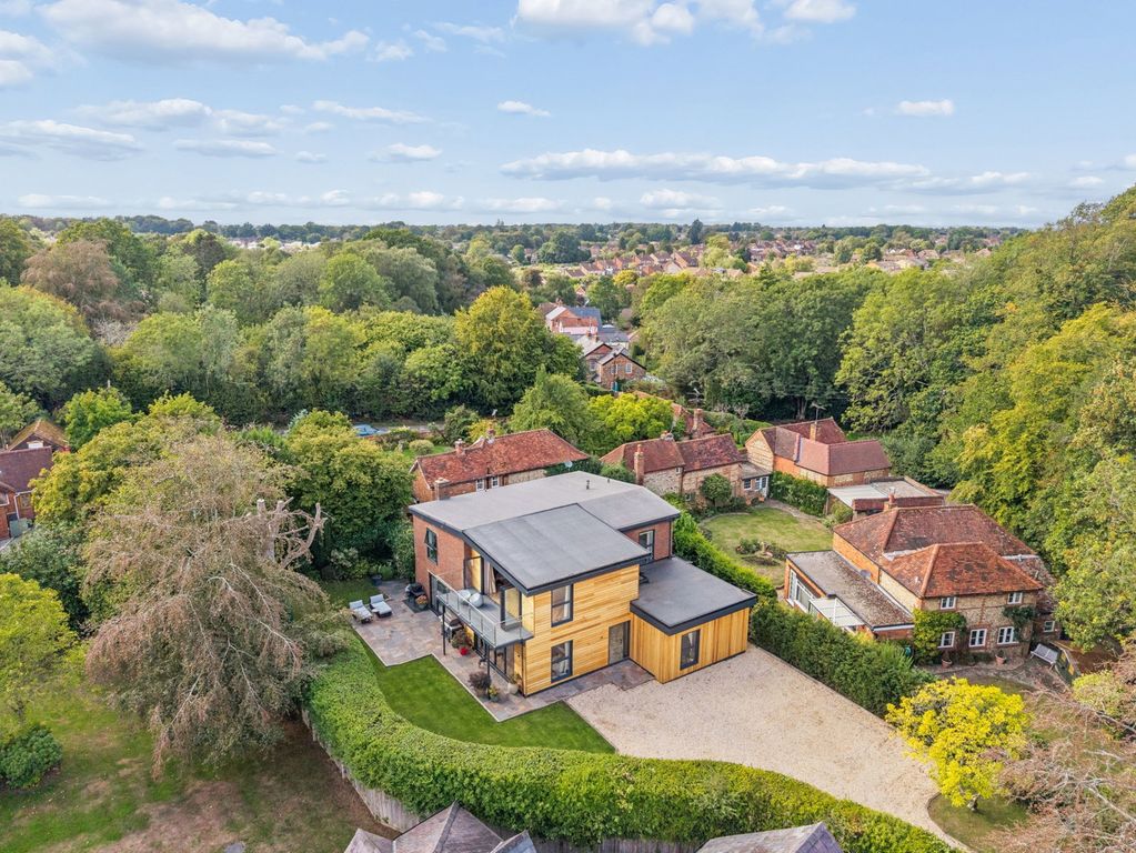 Property photo 1 of 18