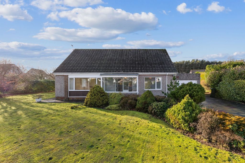 Property photo 1 of 21