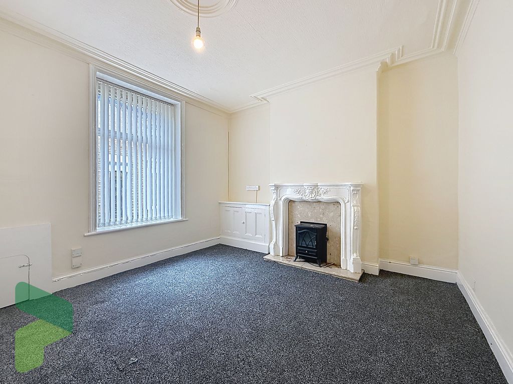 Property photo 2 of 9 Living Room