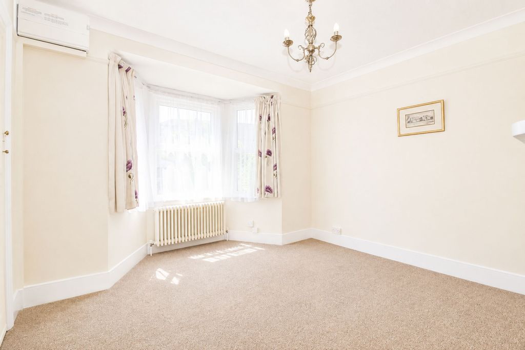 Property photo 3 of 10 Sitting Room