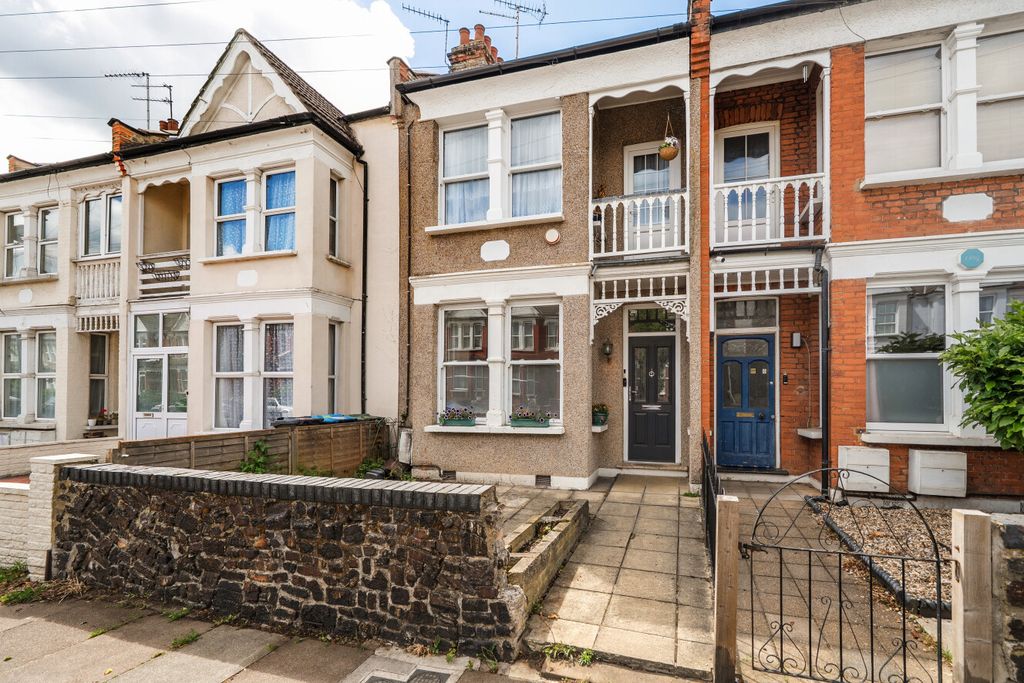 Property photo 3 of 11 1477764-2-6A2c1B9...