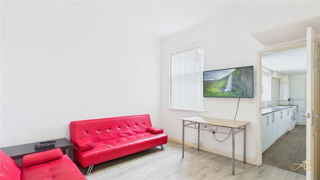 Property photo 1 of 7 Picture No. 14