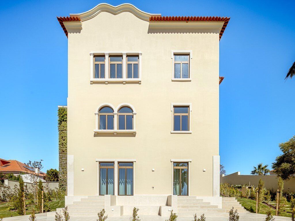 Property photo 1 of 34 3-Bedroom Garden Apartment Galardi Monte Estoril Cascais