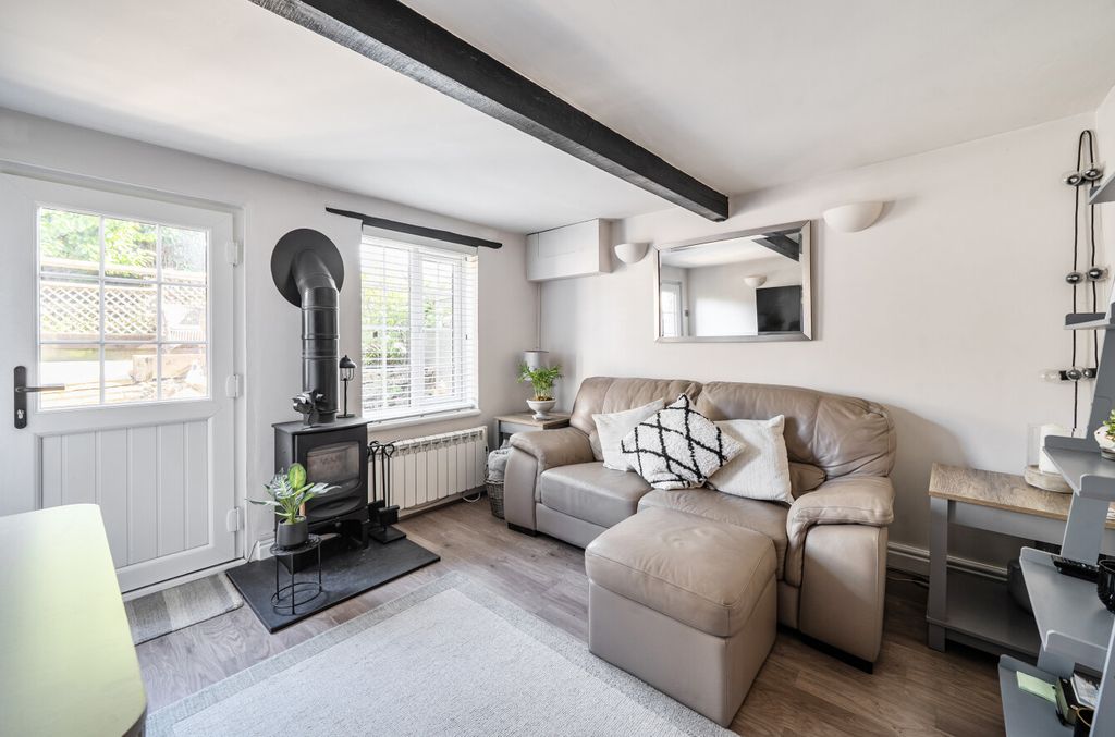 Property photo 2 of 20 1493185-10-6A5668...