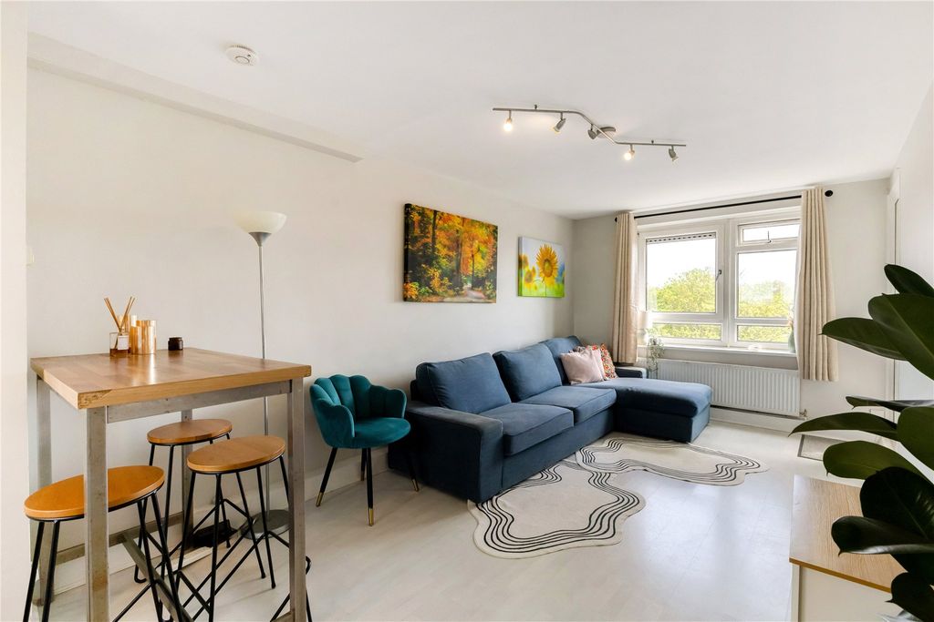 Property photo 2 of 11 Picture No. 02