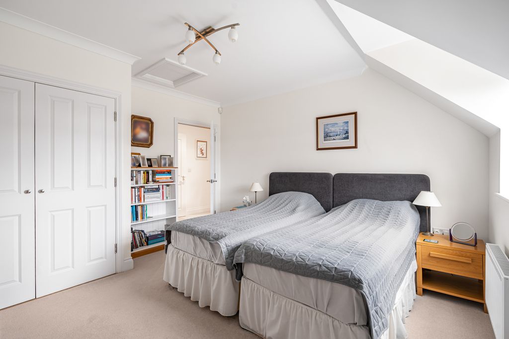 Additional image 20 of 2 bed flat for saleMerritts Meadow, Petersfield, Hampshire GU31