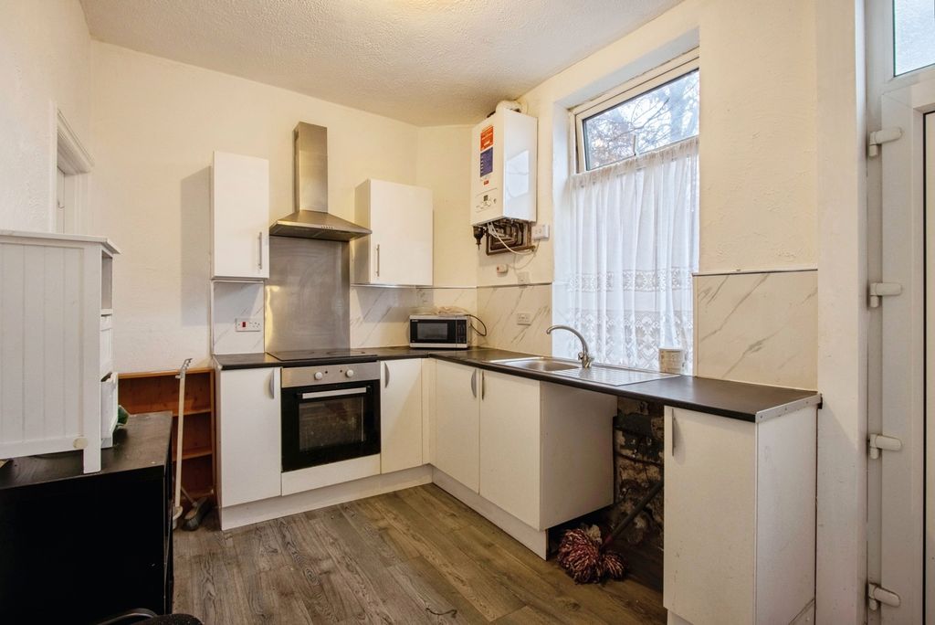 Property photo 2 of 14 Pbox-Img.Jpg