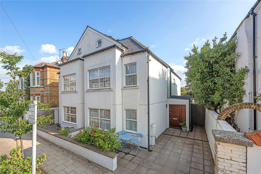 Property photo 1 of 10 Picture No. 03