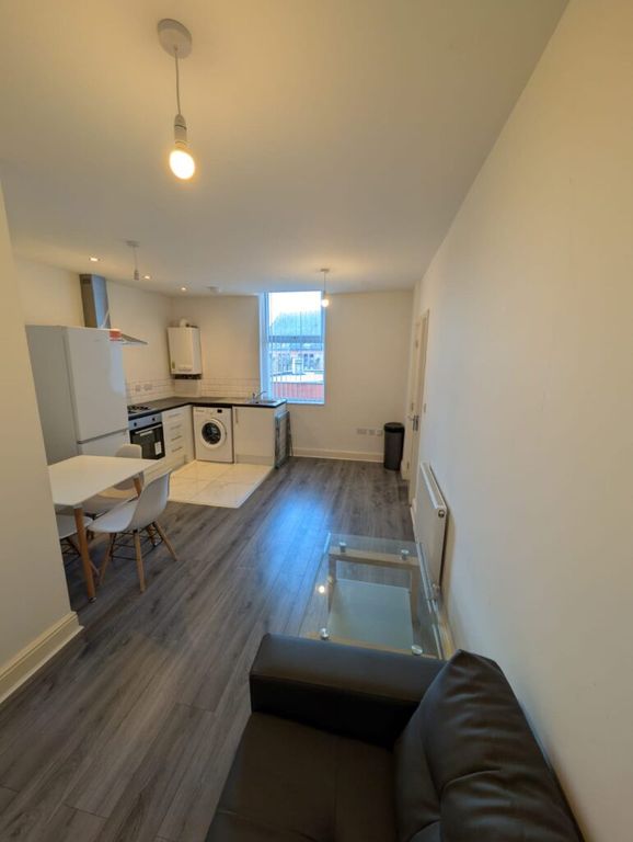 Property photo 3 of 5