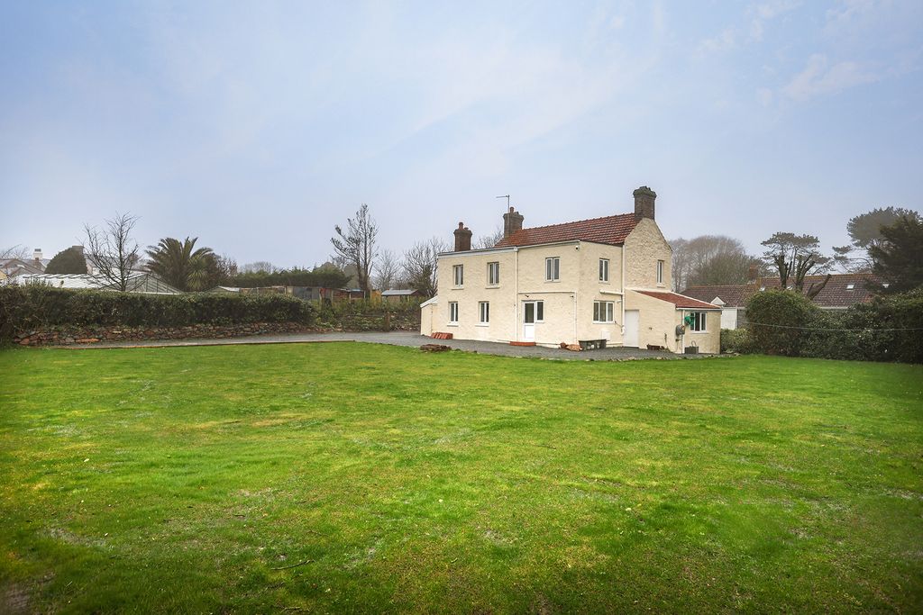 Property photo 2 of 21 Photo 1