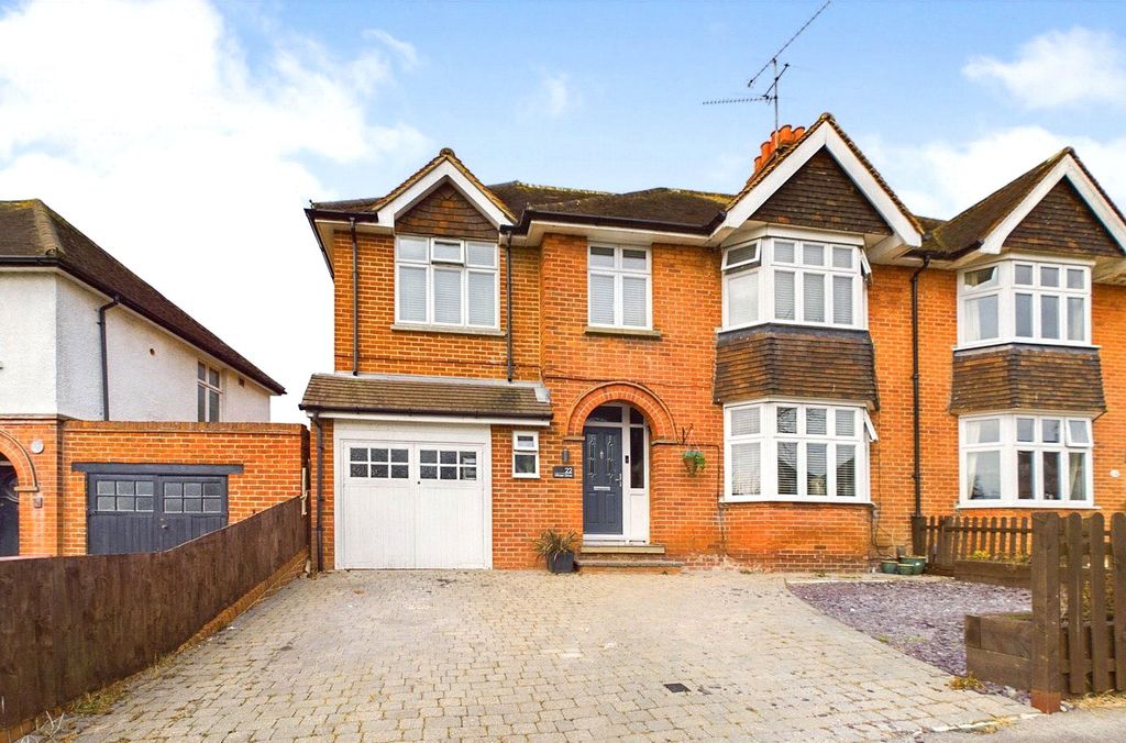Property photo 1 of 18 Picture No. 23