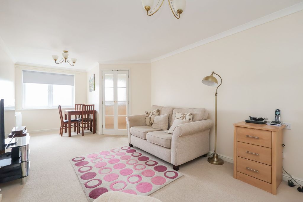 Property photo 3 of 15 Living Room