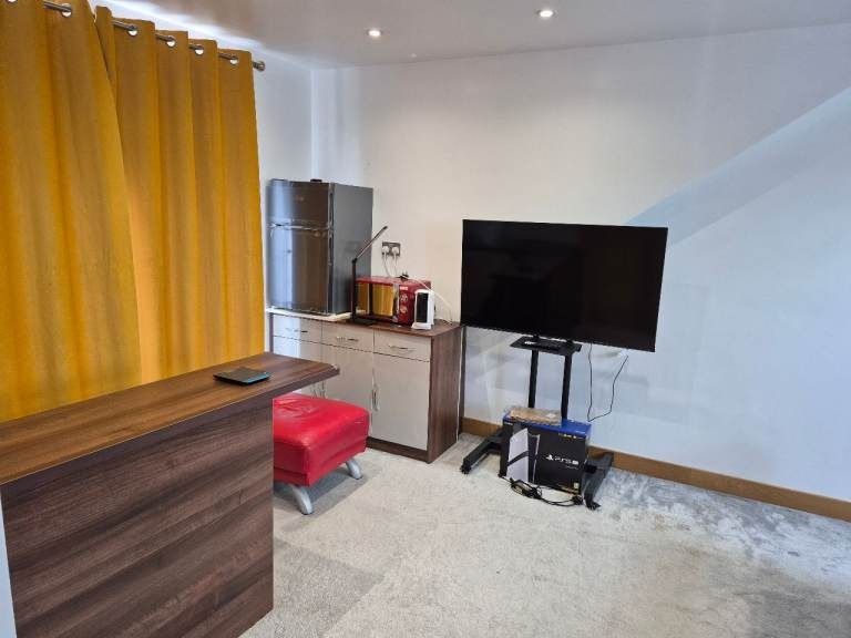 Property photo 2 of 2