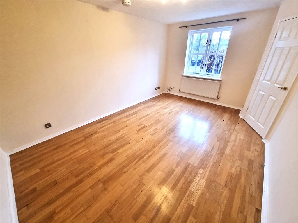Property photo 3 of 12 Picture No. 03