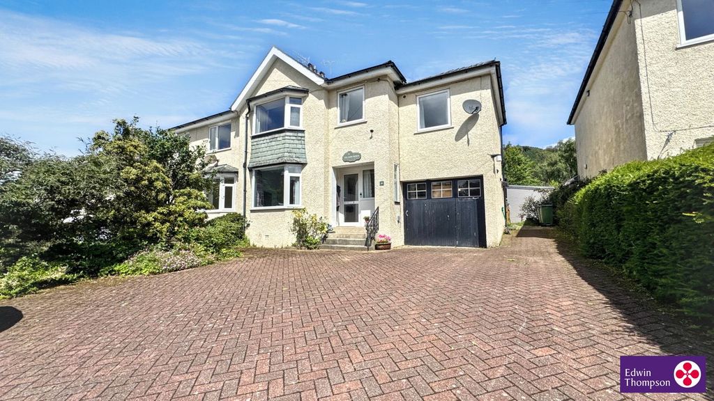 Property photo 1 of 37