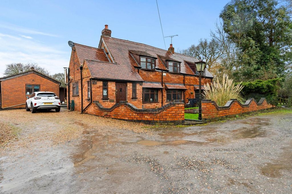 Property photo 1 of 40