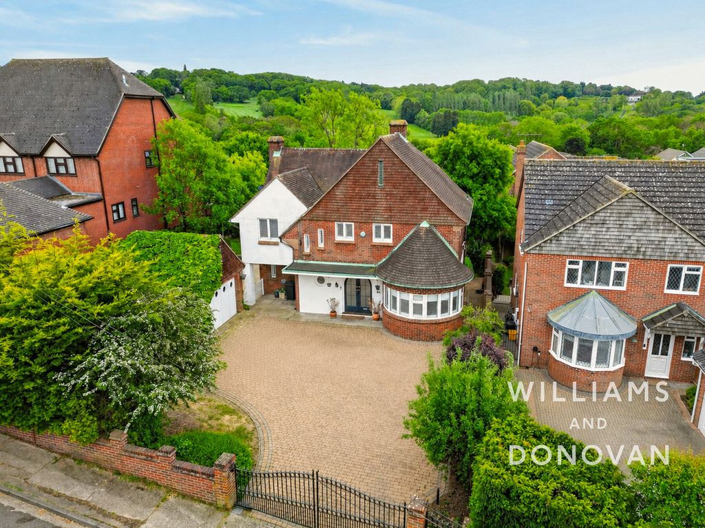 Property photo 1 of 41